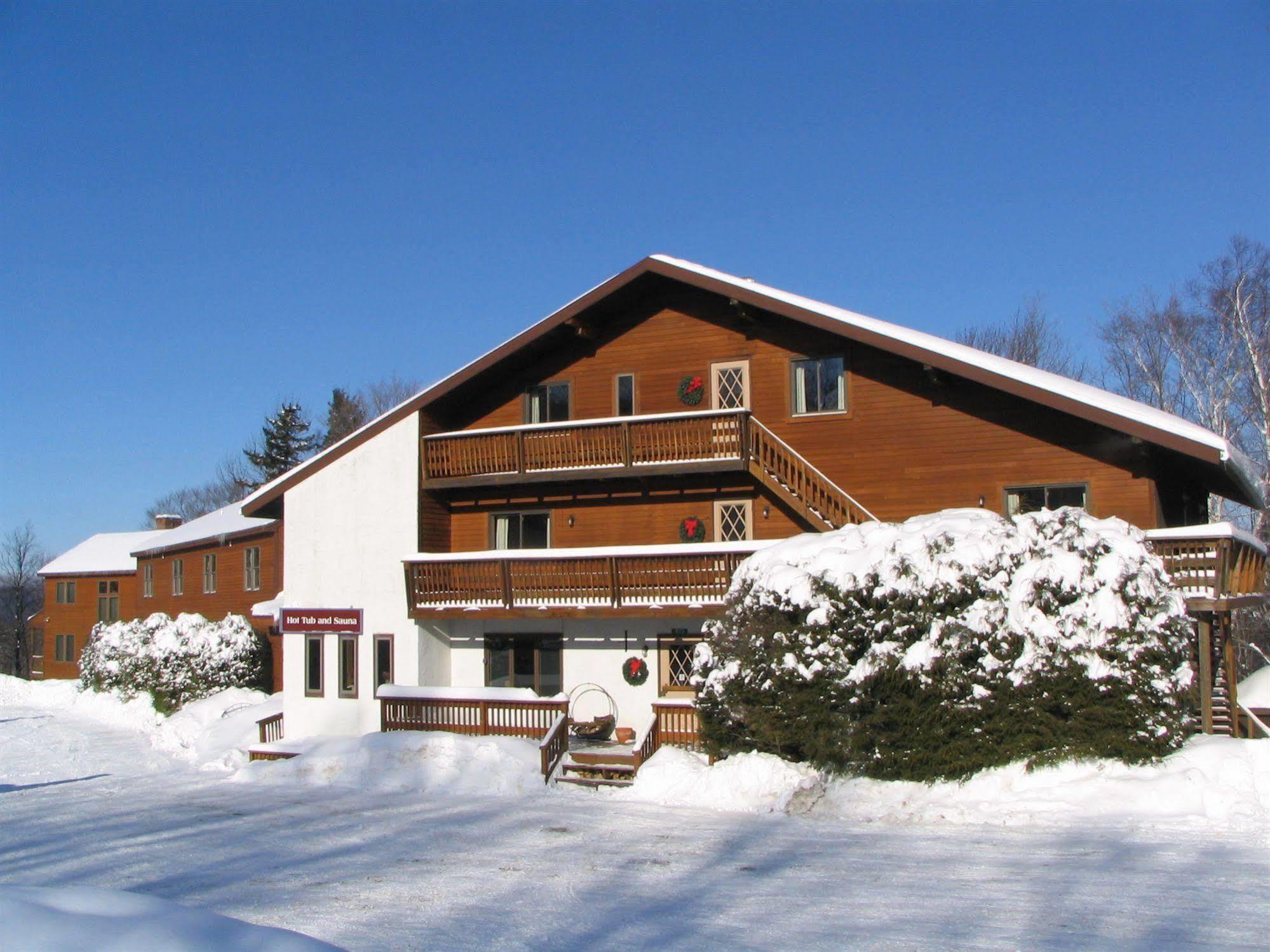 Mountain Sports Inn Killington Exterior photo